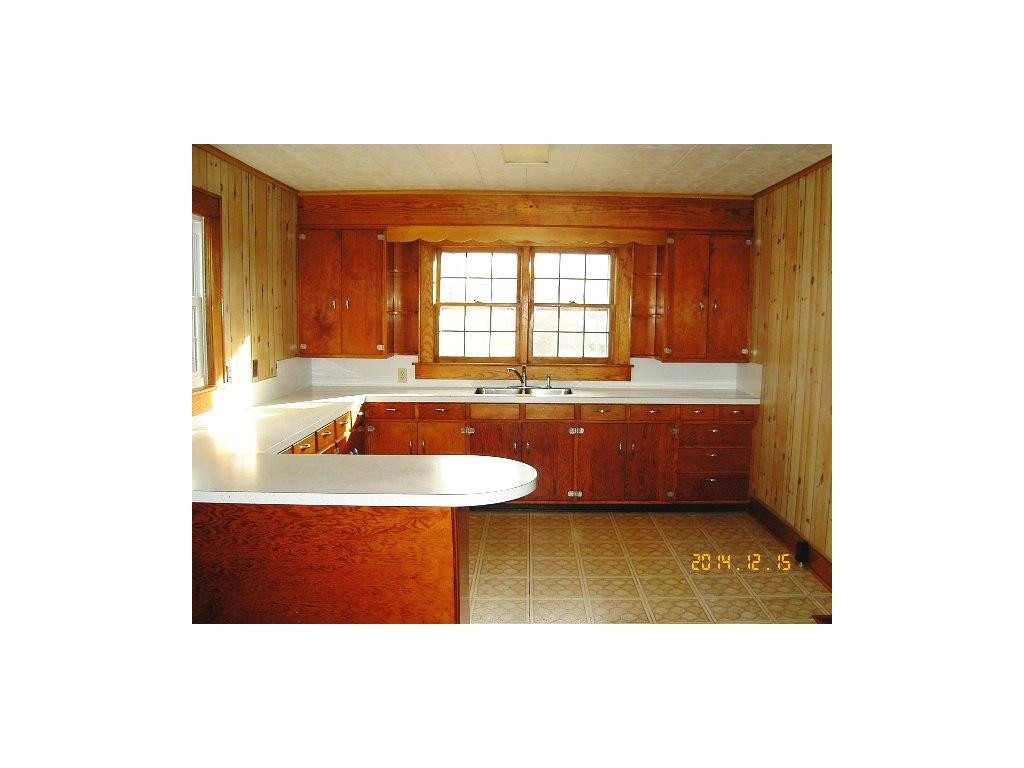 2376 Bob Little Road Elizabethton, TN 37643 - Photo 7 of 24 Kitchen