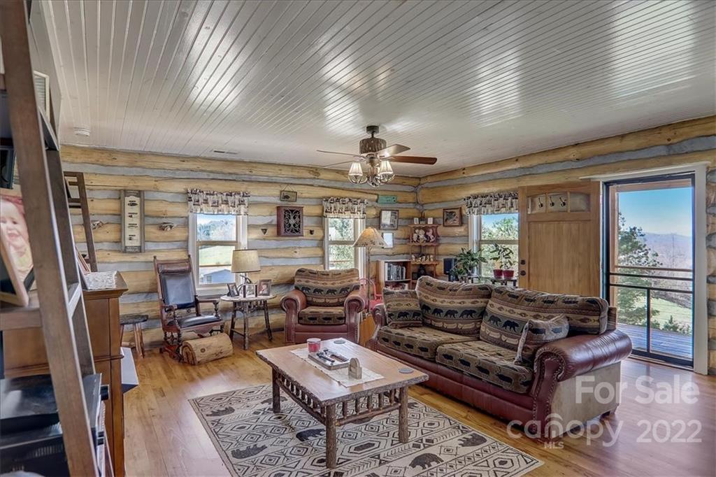 900 Frank Rector Road Marshall, NC 28753 - Photo 5 of 40 Gallery Image 5