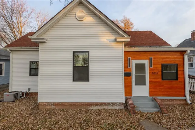 $217,000 | 3317 Sacramento Street, St. Joseph, MO 64507