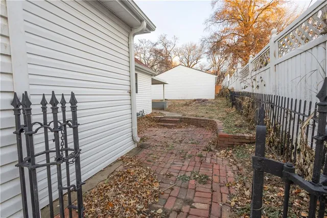 $217,000 | 3317 Sacramento Street, St. Joseph, MO 64507