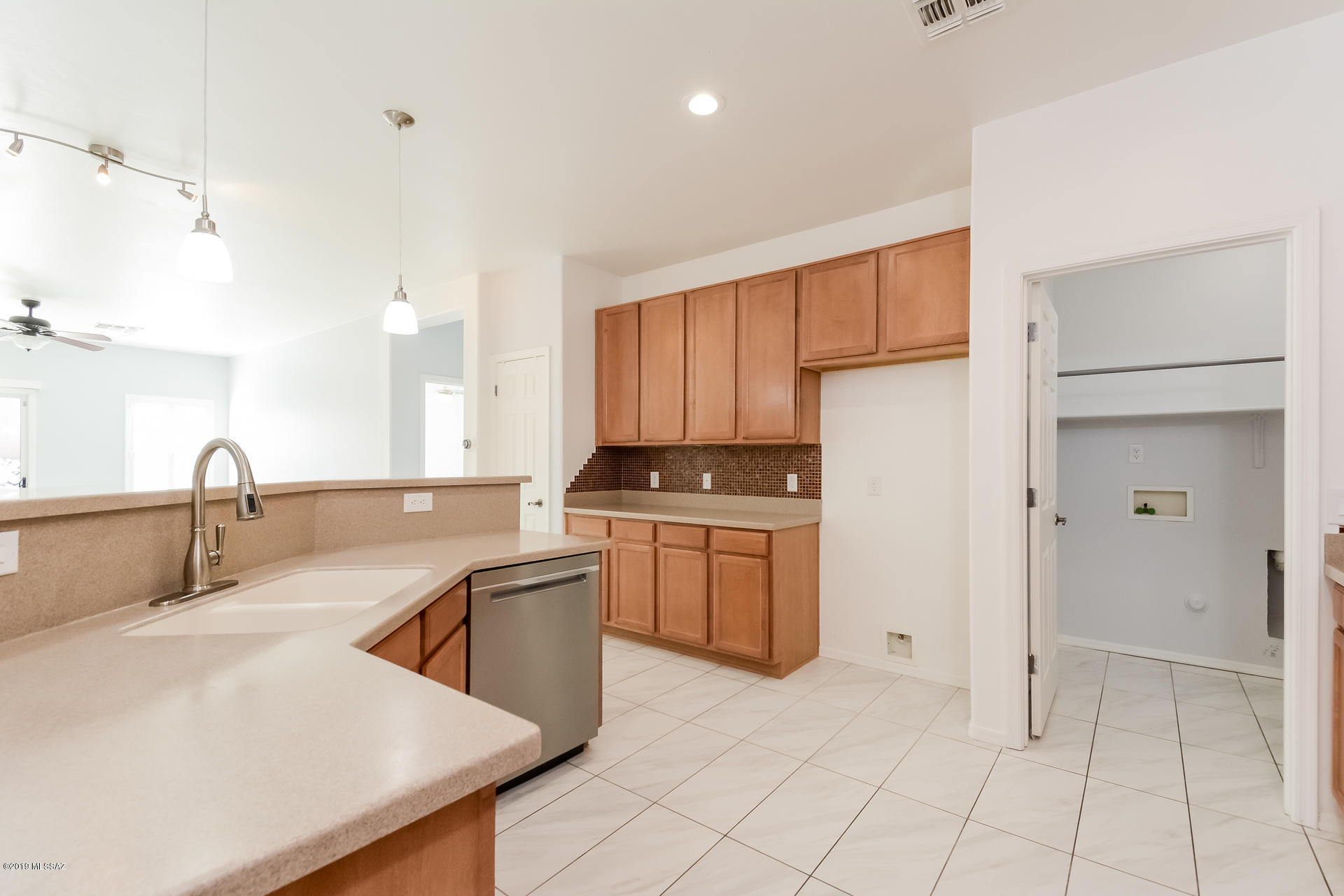 3527 East Mecate Road Tucson, AZ 85739 - Photo 10 of 24