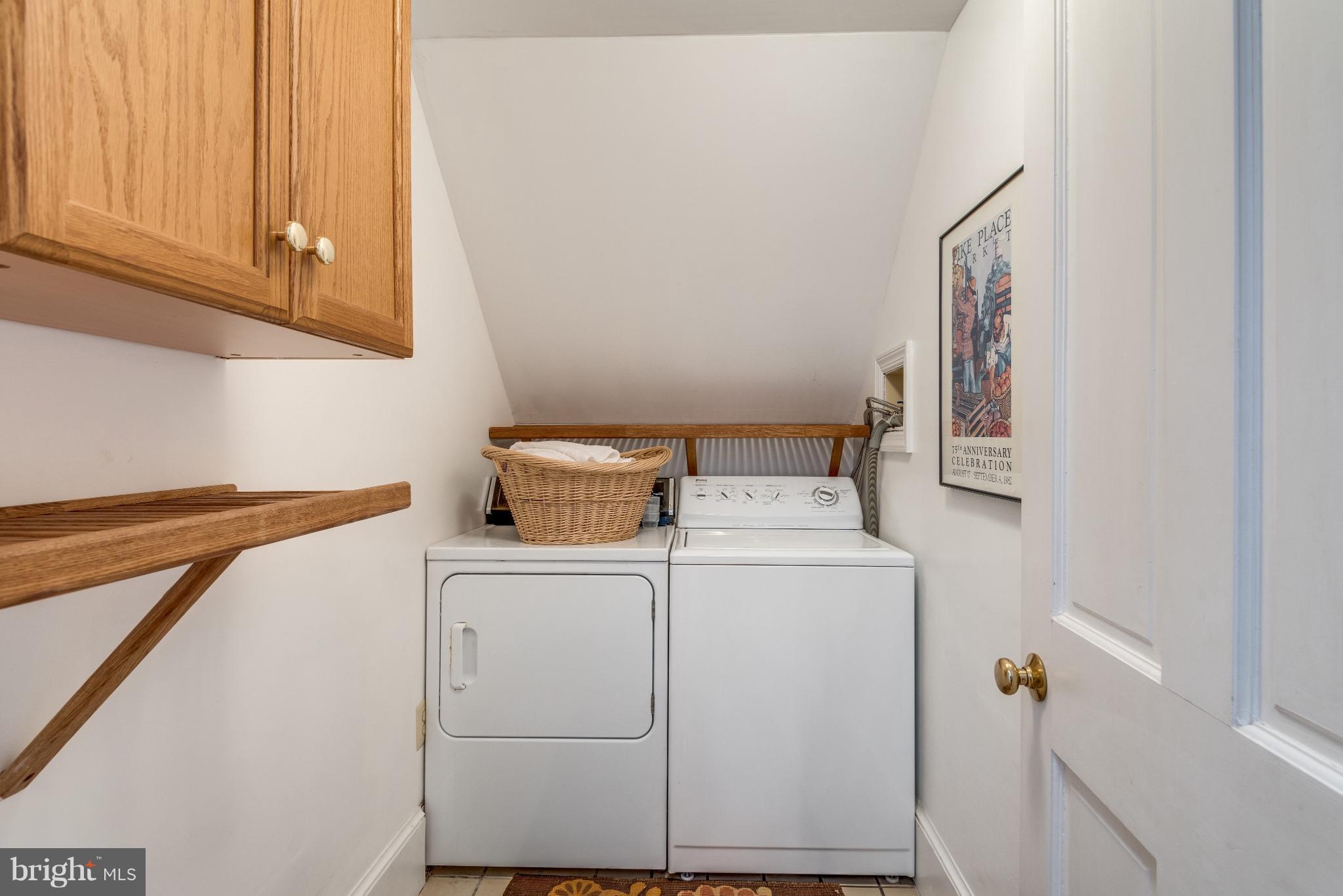 524 Springvale Road Great Falls, VA 22066 - Photo 27 of 30 Laundry Room