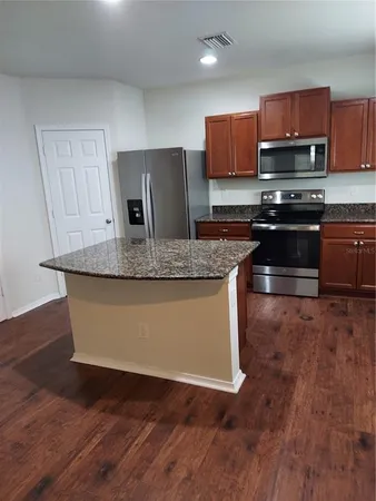 $1,900 | 4726 Somerset Hill Lane, Riverview, FL 33578