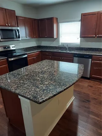 $1,900 | 4726 Somerset Hill Lane, Riverview, FL 33578