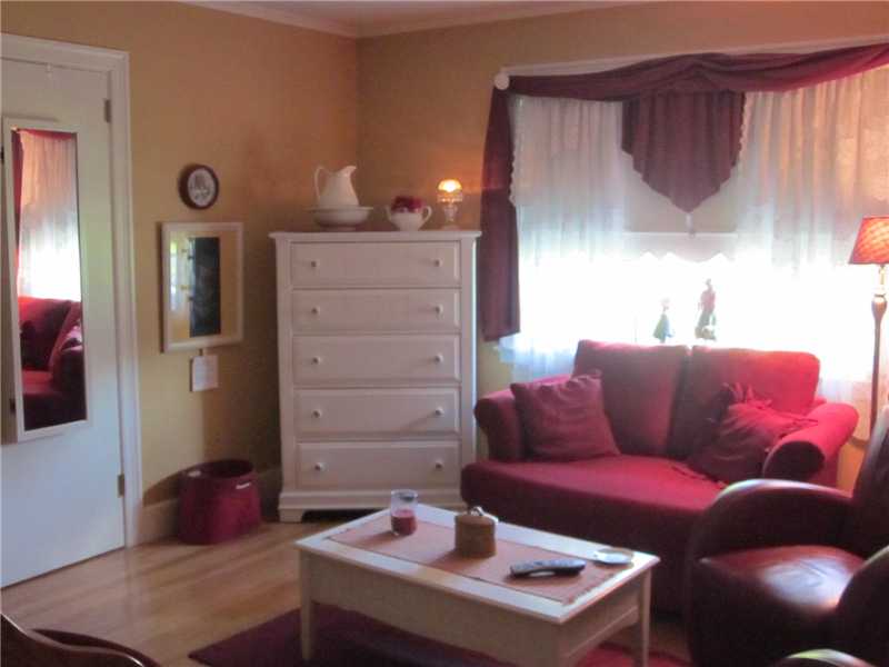 38 Applegate Road Cranston, RI 02920 - Photo 20 of 25 Bedroom. Set up as a Den