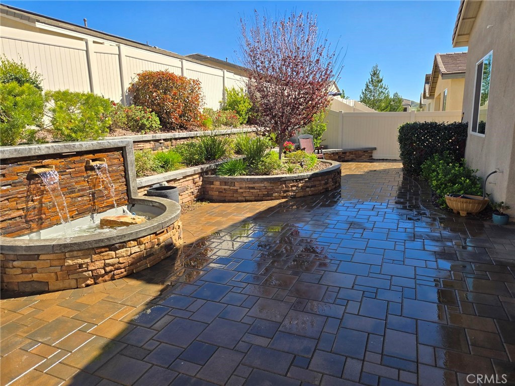 1660 Spring Run Lane Beaumont, CA 92223 - Photo 45 of 55