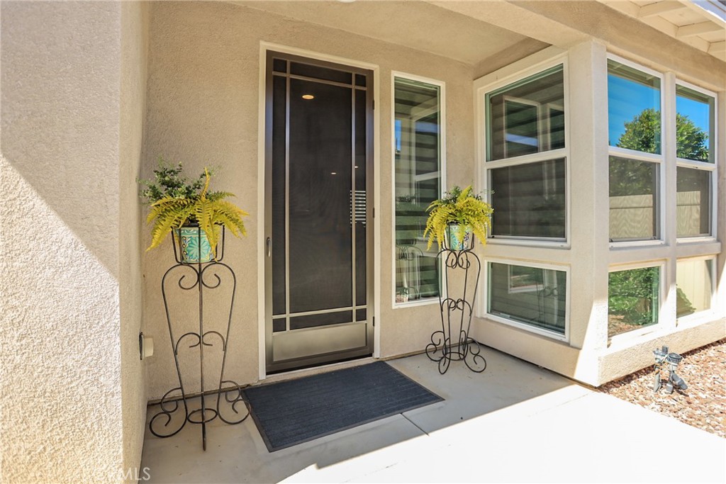 1660 Spring Run Lane Beaumont, CA 92223 - Photo 5 of 55