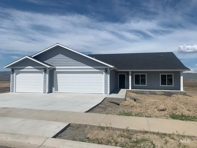 $429,900 | 1742 Yellowstone, Lewiston, ID 83501