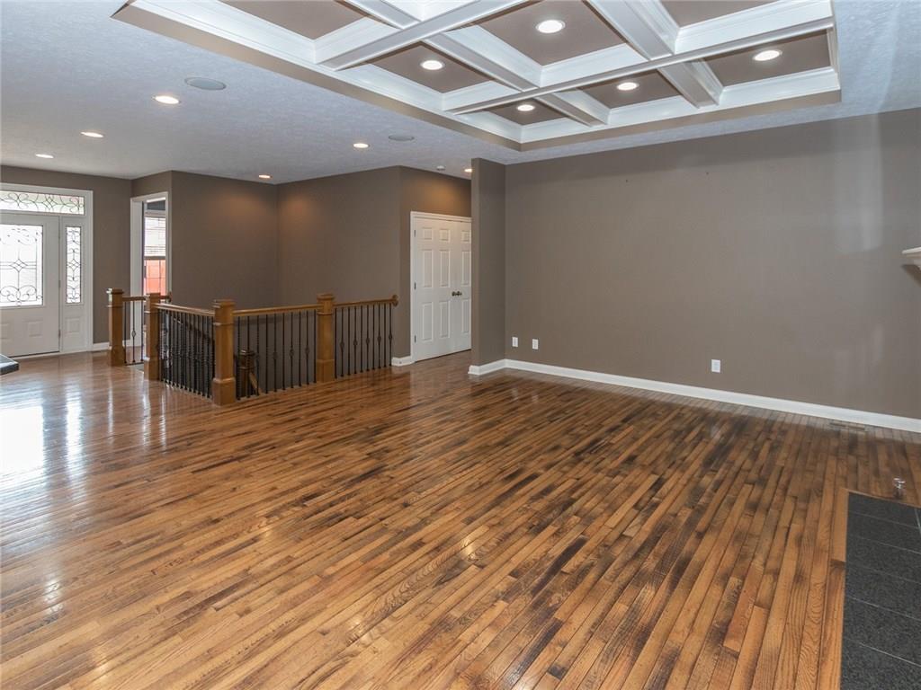13012 Whitten Drive South Fishers, IN 46037 - Photo 9 of 36