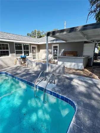 $499,000 | 909 Hart Street, Clearwater, FL 33755