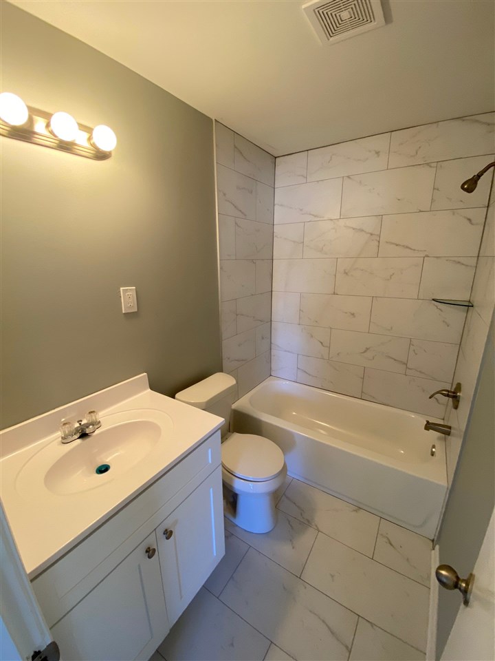 5111 Neely Road Memphis, TN 38109 - Photo 8 of 25