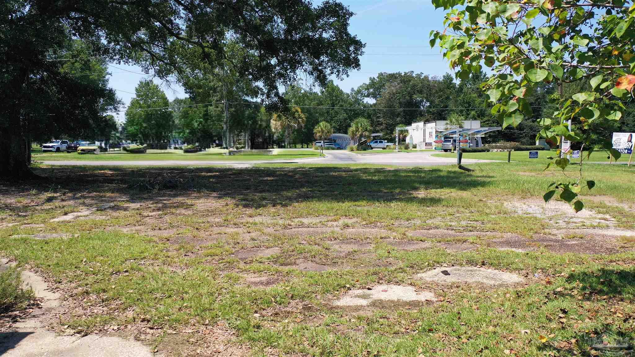 612 North Main Street Atmore, AL 36502 - Photo 7 of 12 a view of a park