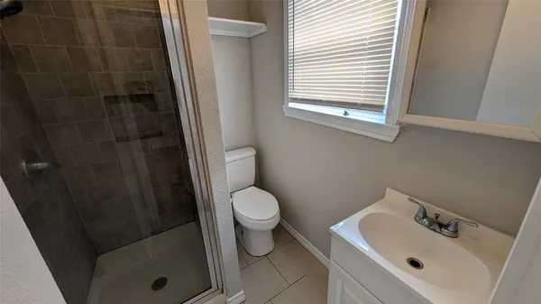 $819 | 6523 1/2 Avenue C, Unit A, Houston, TX 77011