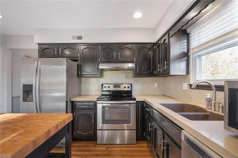 $210,000 | 8224 Perry Street, Overland Park, KS 66204