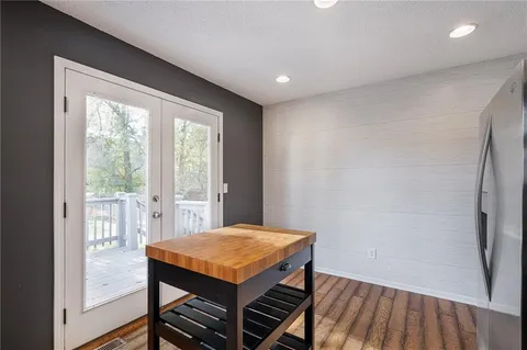 $210,000 | 8224 Perry Street, Overland Park, KS 66204