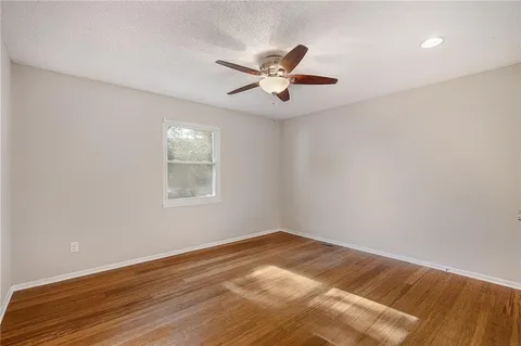 $210,000 | 8224 Perry Street, Overland Park, KS 66204