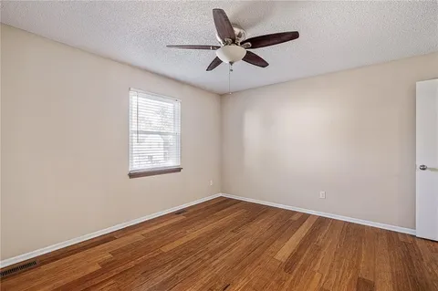 $210,000 | 8224 Perry Street, Overland Park, KS 66204