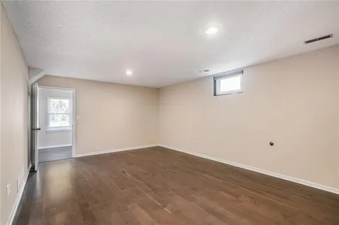 $210,000 | 8224 Perry Street, Overland Park, KS 66204