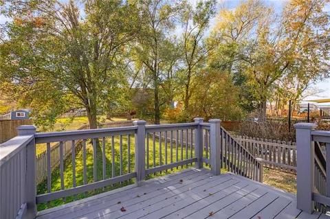 $210,000 | 8224 Perry Street, Overland Park, KS 66204