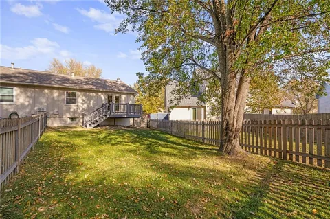 $210,000 | 8224 Perry Street, Overland Park, KS 66204