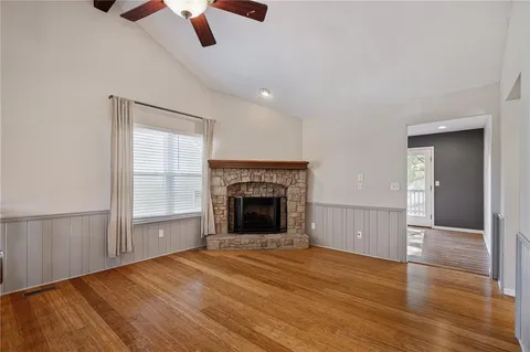 $210,000 | 8224 Perry Street, Overland Park, KS 66204