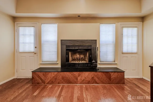 $2,800 | 412 Hawkshead Way, Somerset, NJ 08873