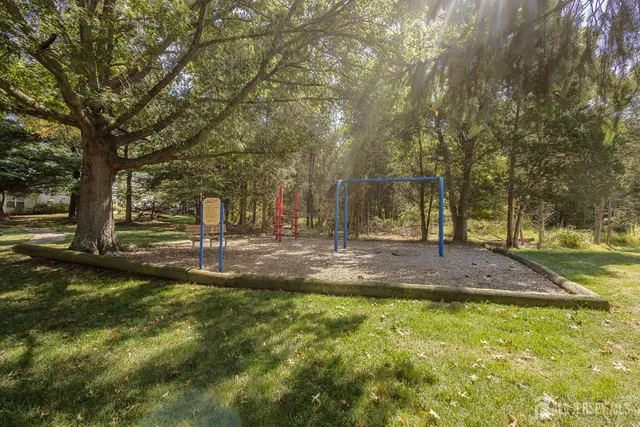 $2,800 | 412 Hawkshead Way, Somerset, NJ 08873