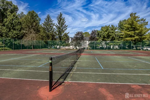 $2,800 | 412 Hawkshead Way, Somerset, NJ 08873