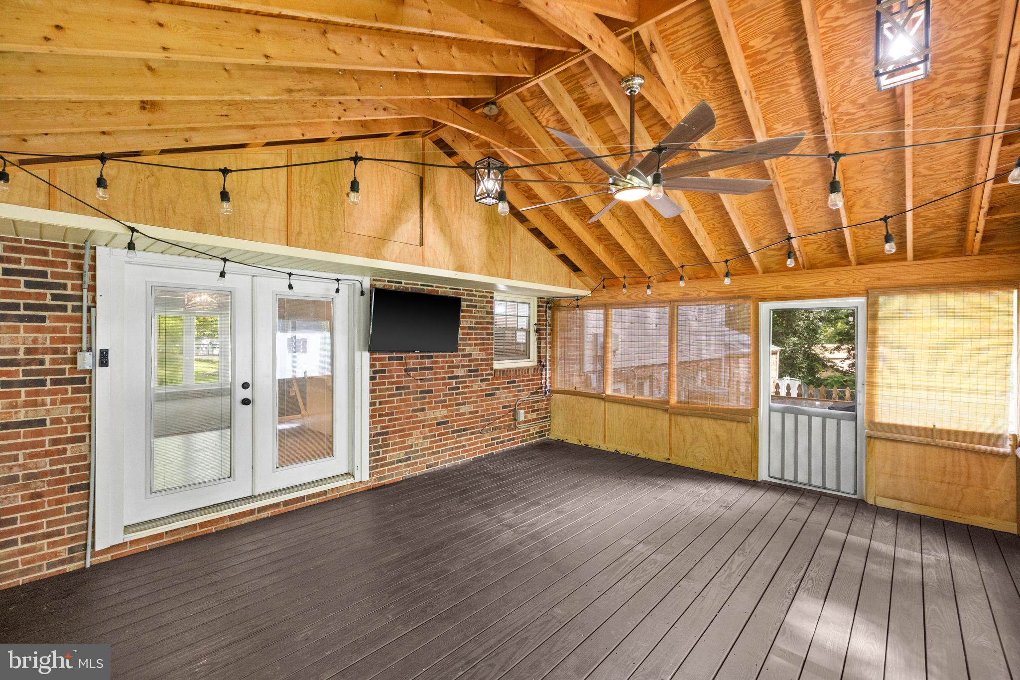 498 Brooke Road Fredericksburg, VA 22405 - Photo 32 of 46 Gallery Image 32
