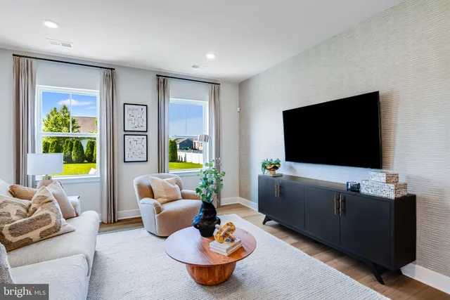 $385,700 | 32413 Flamingo Drive, Millsboro, DE 19966