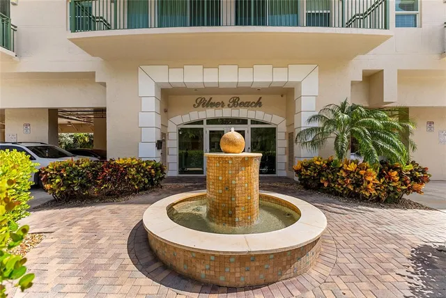 $644,900 | 3210 Northeast 5th Street, Unit 203, Pompano Beach, FL 33062