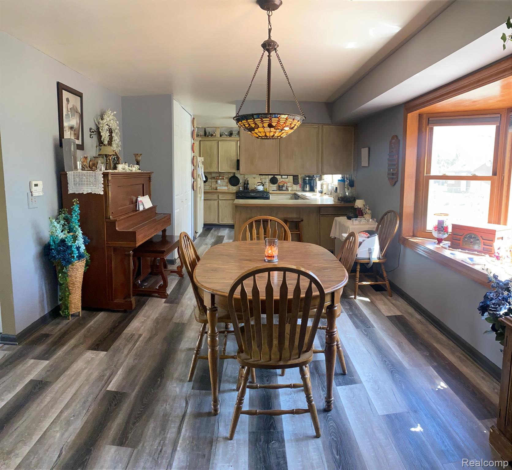 5375 Calkins Road Flint, MI 48532 - Photo 6 of 34 Gallery Image 6