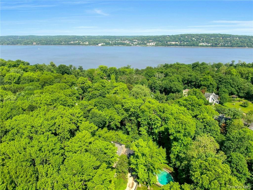 21 Woods Road Palisades, NY 10964 - Photo 31 of 47 a view of a lake with houses in the back