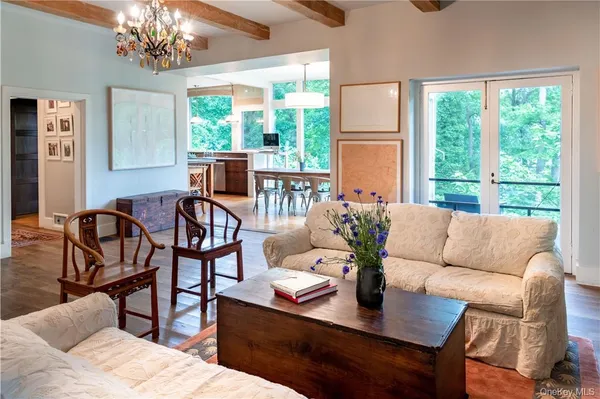 $3,995,000 | 21 Woods Road, Palisades, NY 10964