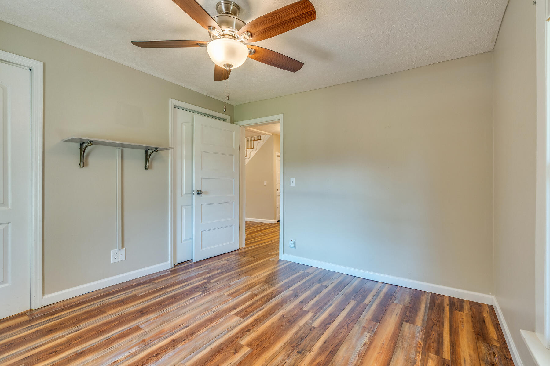 107 Paul Peters Road Elizabethton, TN 37643 - Photo 13 of 44 013