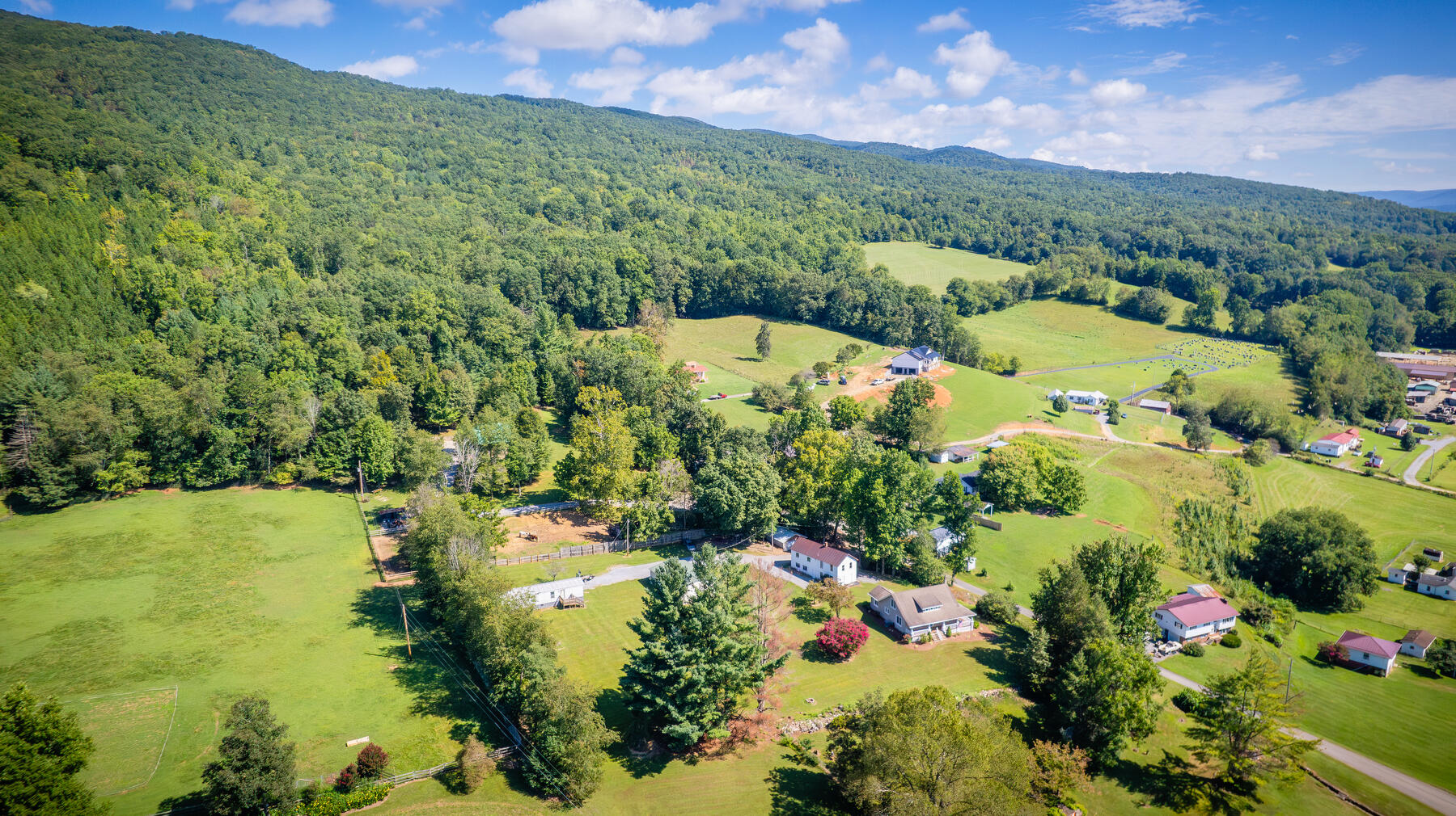 107 Paul Peters Road Elizabethton, TN 37643 - Photo 35 of 44 106