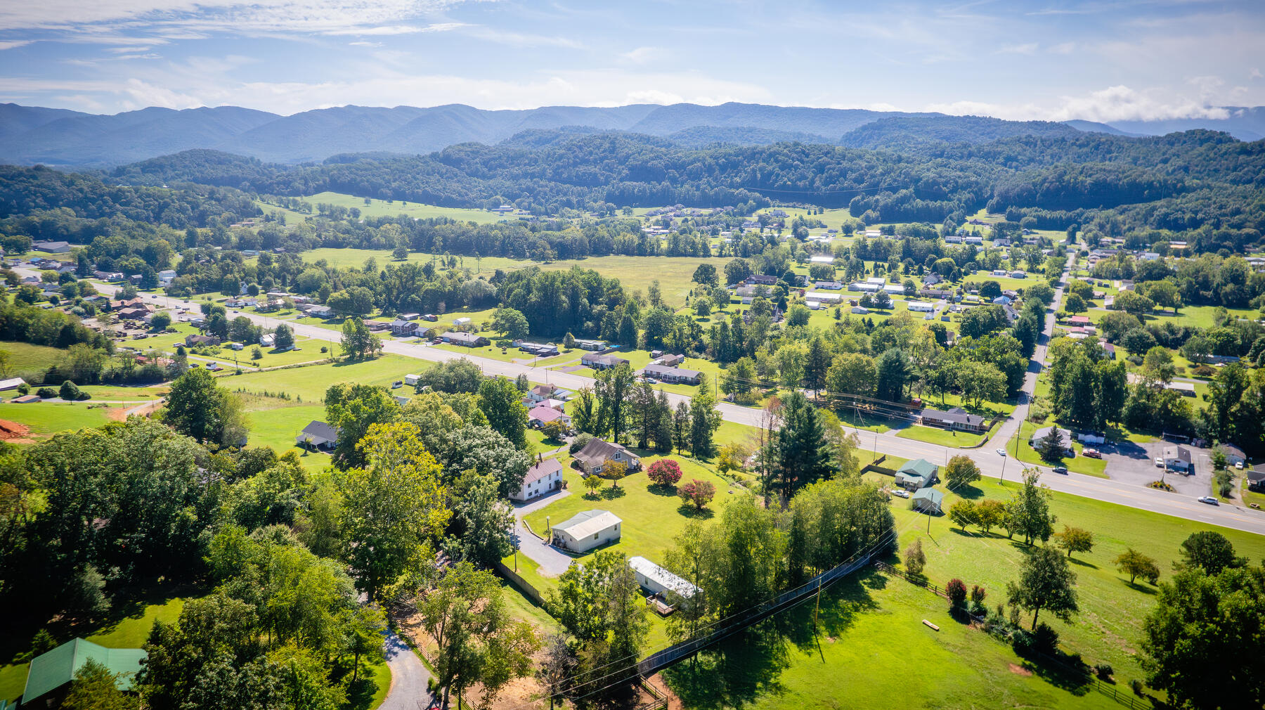 107 Paul Peters Road Elizabethton, TN 37643 - Photo 39 of 44 111