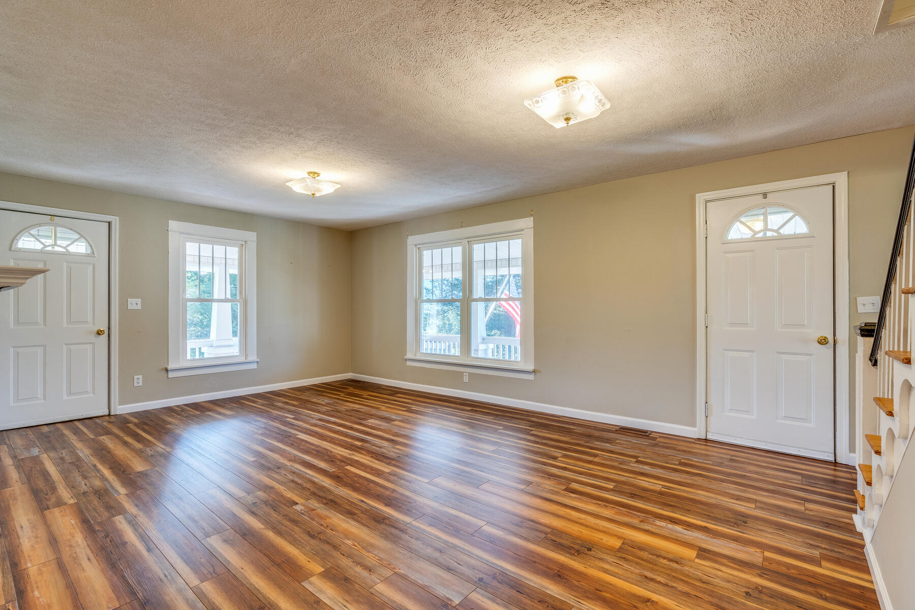 107 Paul Peters Road Elizabethton, TN 37643 - Photo 5 of 44 005