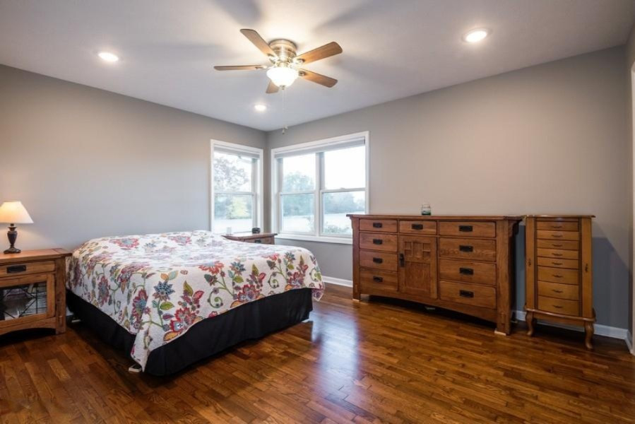 9974 Miller Road Baroda, MI 49101 - Photo 13 of 27 13_9974MillerRoad_153_PrimaryBedroom_Low