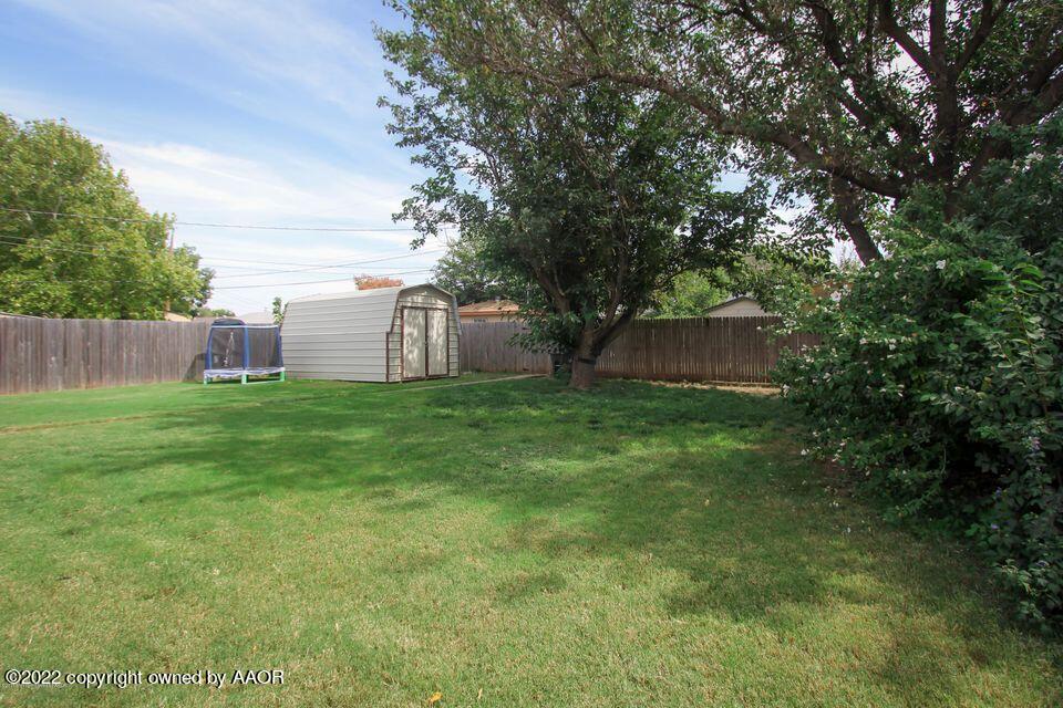 5119 Royce Drive Amarillo, TX 79110 - Photo 5 of 24 Backyard