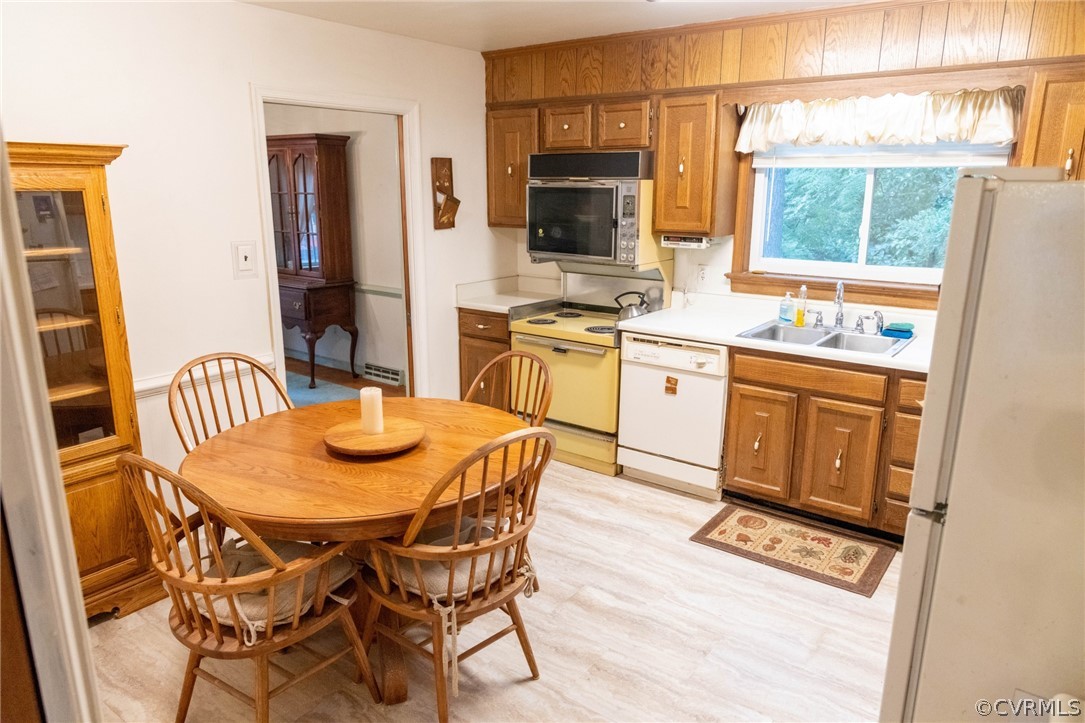 7923 Chowning Road Richmond, VA 23294 - Photo 9 of 27 Gallery Image 9