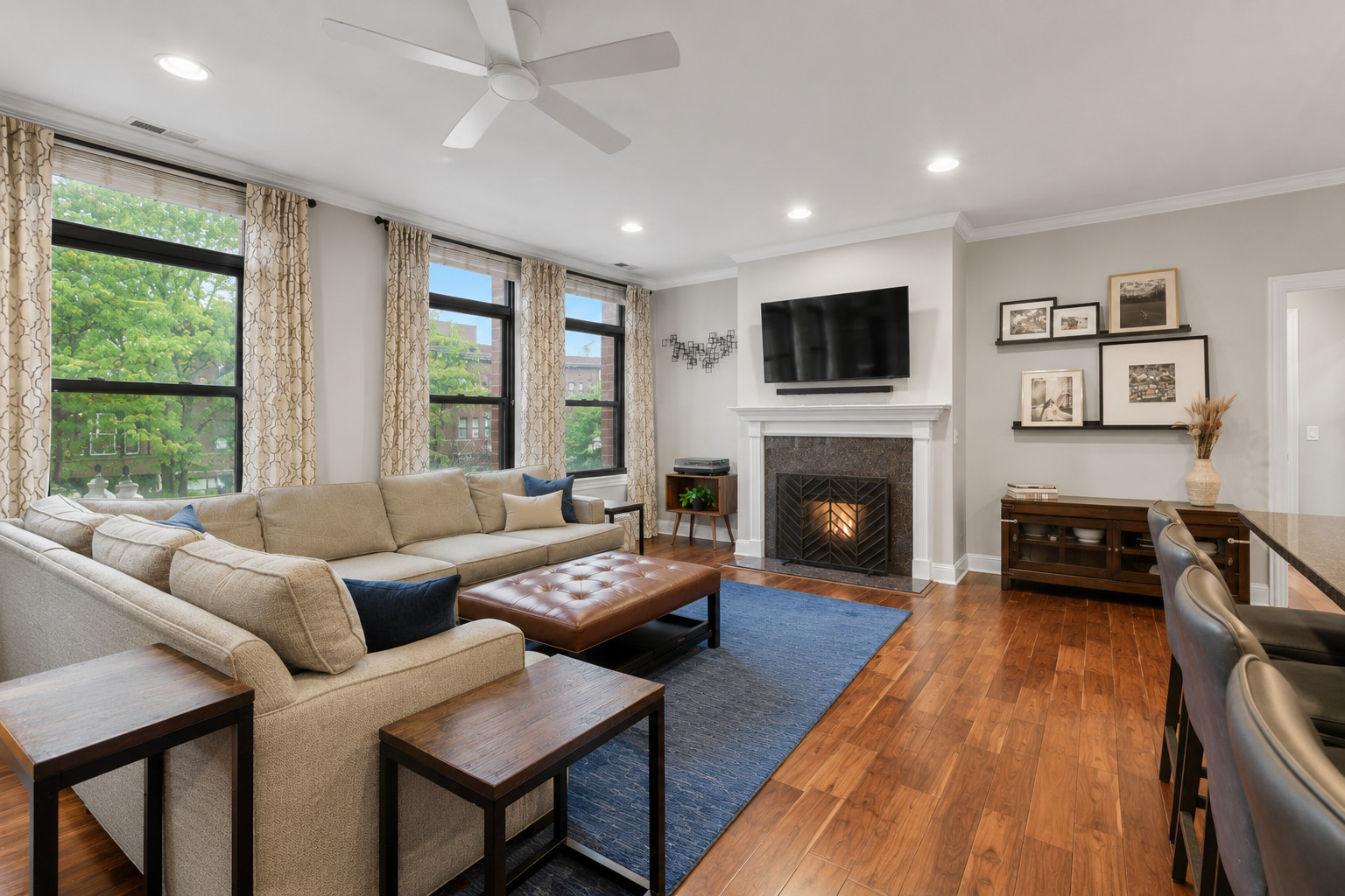 1908 West Irving Park Road, Unit 201 Chicago, IL 60613 - Photo 8 of 24
