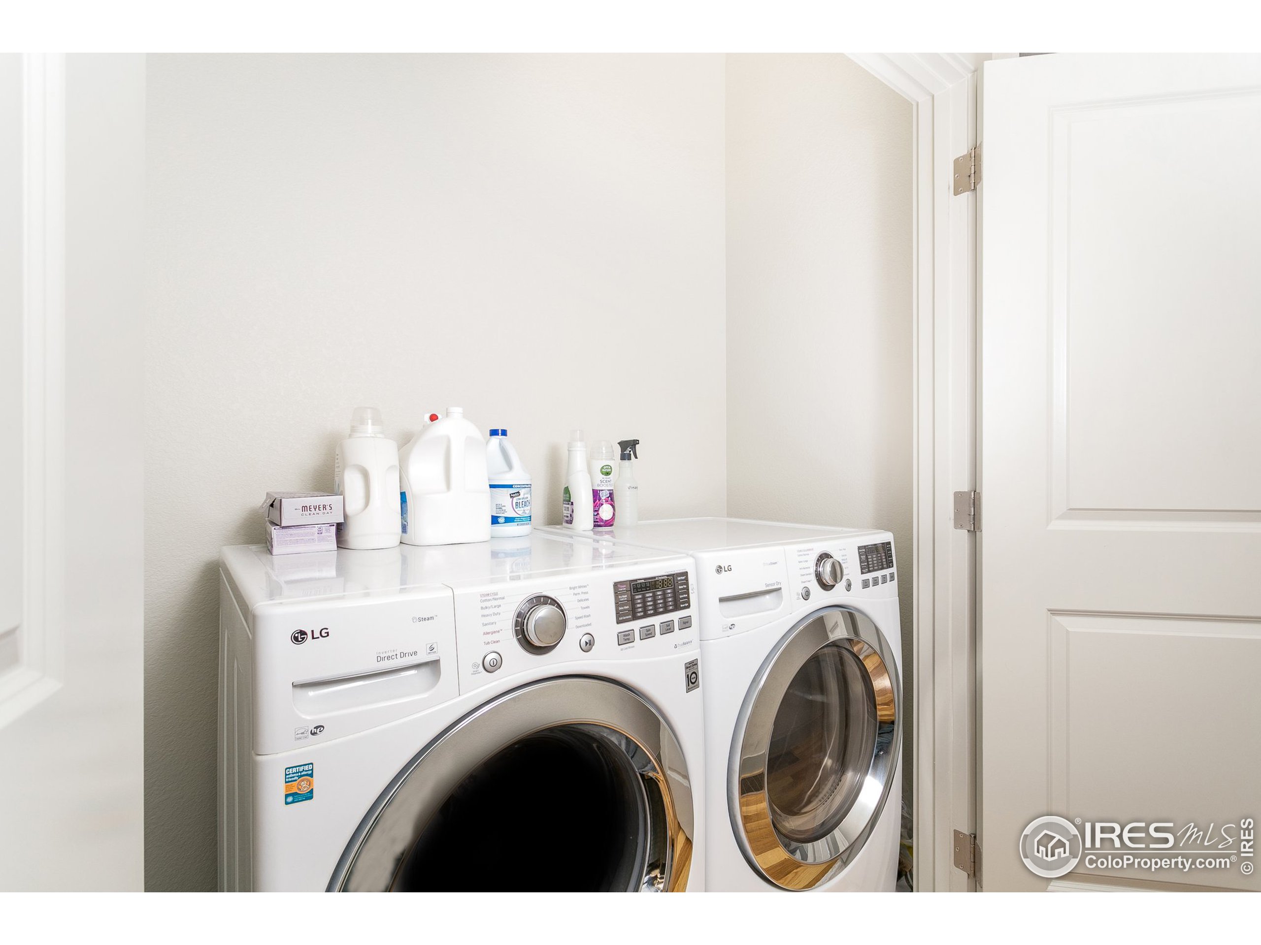 1925 Hooker Street Denver, CO 80204 - Photo 23 of 31