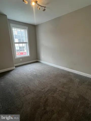 $1,750 | 37 Bridge Street, Unit 203, Phoenixville, PA 19460