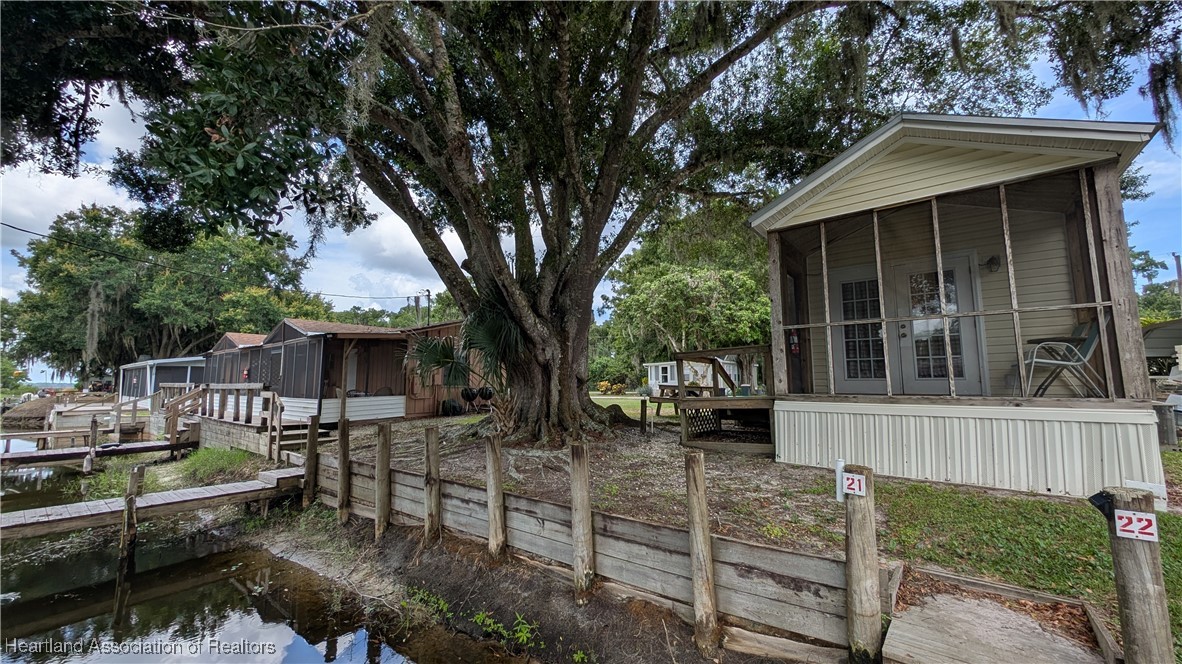 4232 Trails End Lorida, FL 33857 - Photo 14 of 50