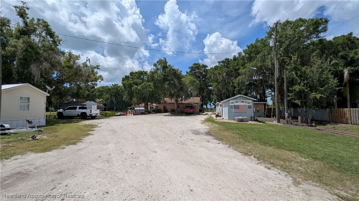 4232 Trails End Lorida, FL 33857 - Photo 16 of 50