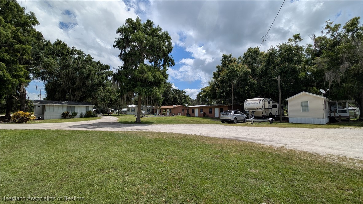 4232 Trails End Lorida, FL 33857 - Photo 17 of 50