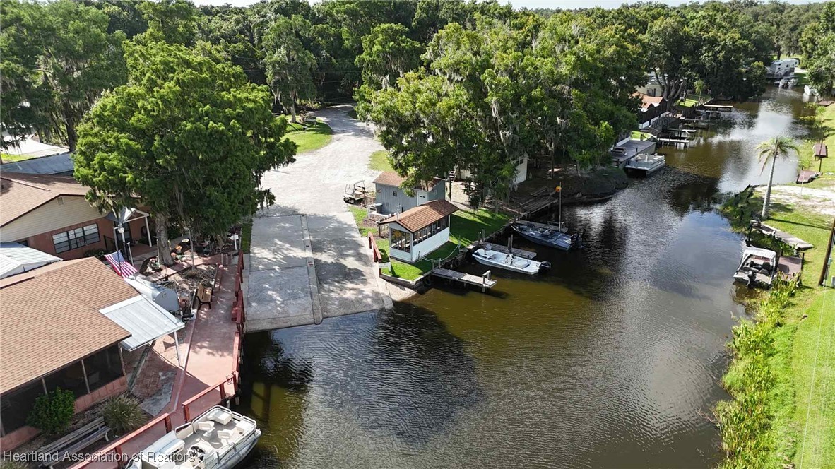4232 Trails End Lorida, FL 33857 - Photo 4 of 50