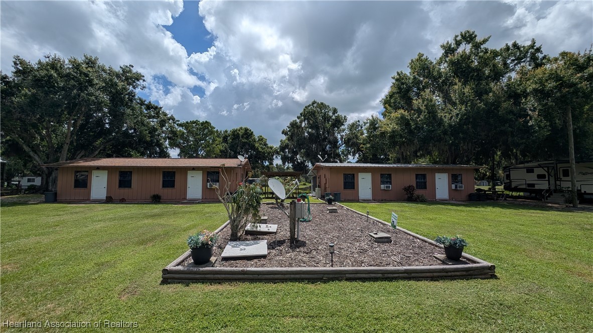 4232 Trails End Lorida, FL 33857 - Photo 10 of 50