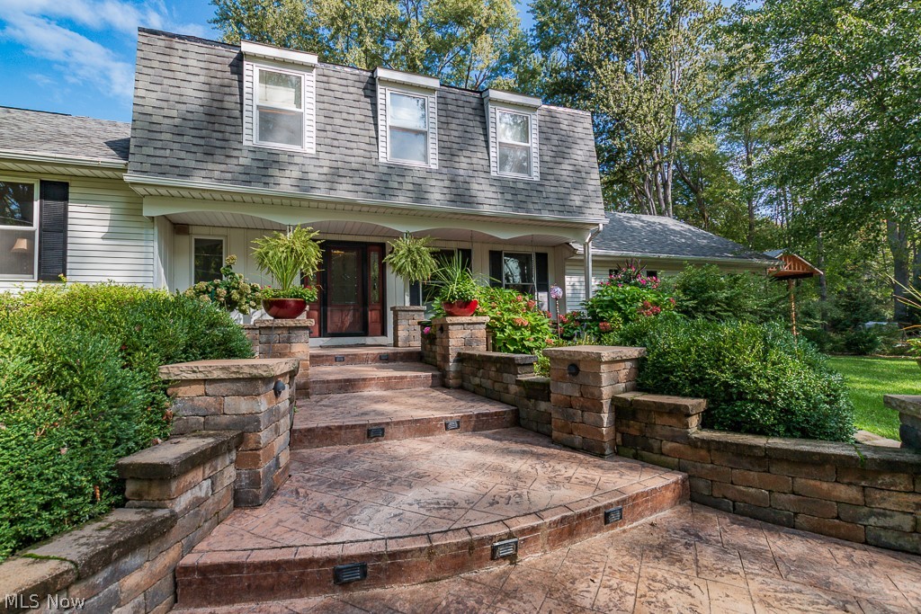 36551 Reeves Road Eastlake, OH 44095 - Photo 2 of 25 Gallery Image 2